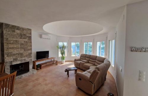 Cómpeta Villa | Tower house