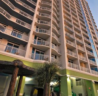 Cherry Grove Beach Complejo | Towers at North Myrtle Beach
