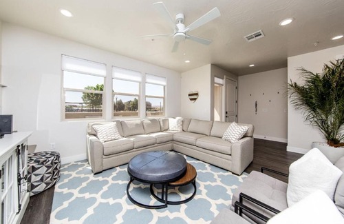 Washington Casa | Town Center 2387 Red Canyon Family Home 2