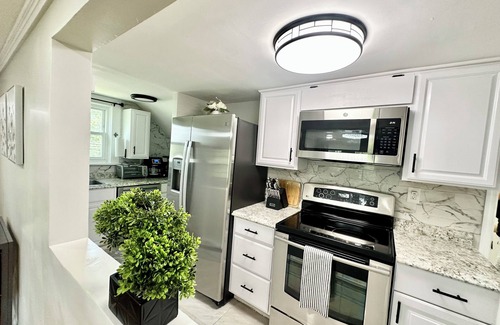 Newton Apartamento | Town & Country Andover 2nd Floor Area Apartment