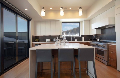 Jackson Condominio | Town Hill Penthouse at Snow King. Deck,Hot Tub, A/C, Grill, Outdoor Fireplace