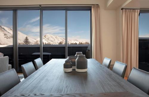 Jackson Casa | Town Hill Penthouse