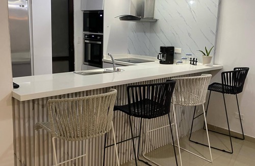 Lecheria Casa | Town house con salida al canal en la encantadora Lechería