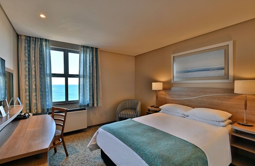 Summerstrand Hotel | Town Lodge Gqeberha