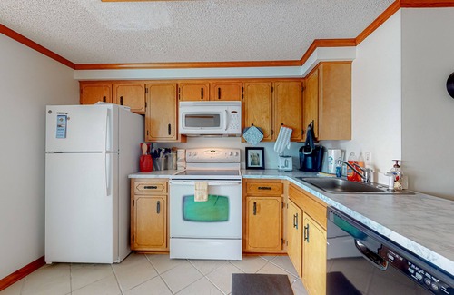 Fenwick Island Condominio | Town of Fenwick Island condo with dazzling sunrise views