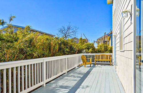 South Bethany Casa | Town of South Bethany Home with Washer and Dryer, Free WiFi - Close to Beach