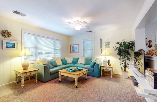South Bethany Casa | Town of South Bethany Oceanside Vacation Home w/Private Washer and Dryer + Free WiFi