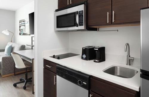 Wilmington Hotel | TownePlace Suites by Marriott Wilmington/Wrightsville Beach