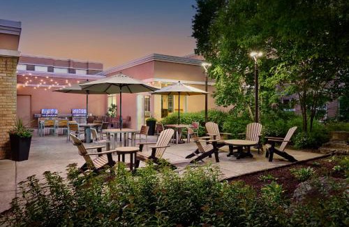 Airport Corporate Hotel | TownePlace Suites by Marriott Mississauga-Airport Corporate Centre