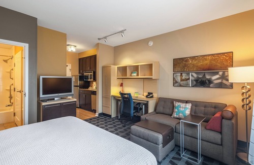 Southpoint Hotel | Towneplace Suites Marriott Jacksonville Butler Boulevard