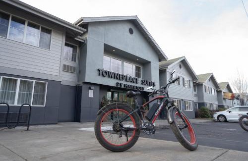 Southern Crossing Hotel | TownePlace Suites Old Mill District, Bend Near Mt Bachelor