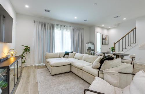 OST - South Union Casa | Townhome 2 Mi to Hermann Park, Zoo and Museums!