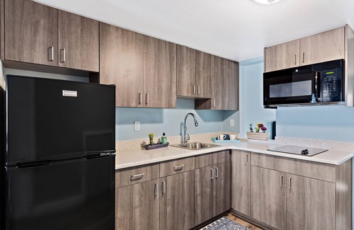 Melbourne Beach Casa | Townhome # 3 Private Beach, Saltwater pool Family Vacation- Sleeps 8