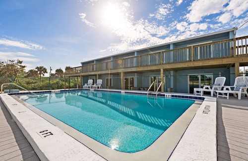 Melbourne Beach Casa | Townhome # 3 Private Beach, Saltwater pool Family Vacation- Sleeps 8