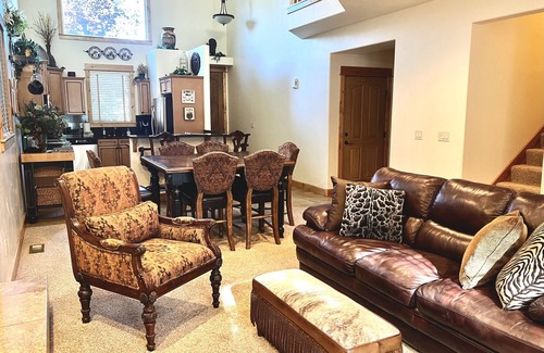 Victor Casa | Townhome by Trail Creek