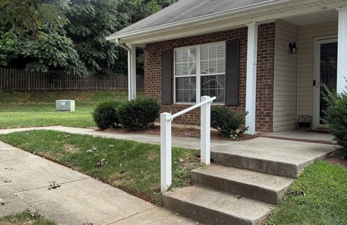 Greensboro Casa | Townhome Close To Everything