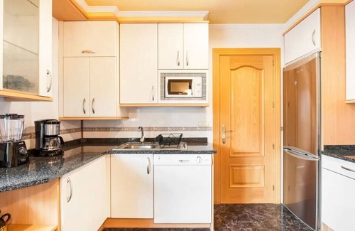 Leitza Casa | Magnífica casa con jardín, BBQ e hidromasaje