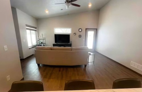 Sioux Falls Casa | Townhome Getaway