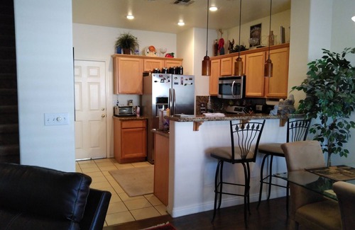 McCullough Hills Casa | Townhome in gated community for 1 or 2 people close to Las Vegas