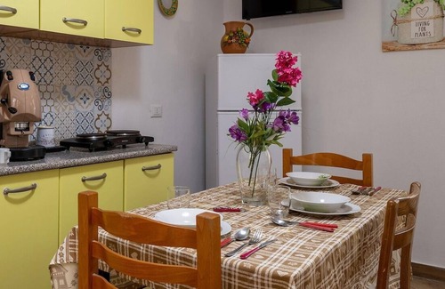 Monreale Casa | Townhome