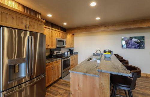 Bigfork Casa | Townhome next to Clubhouse in Exclusive Eagle Bend - The Glacier