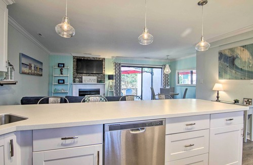 Bethany Beach Apartamento | Townhome w/ Outdoor Shower < 1 Mile to Downtown