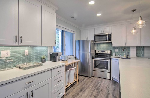 Bethany Beach Apartamento | Townhome w/ Outdoor Shower < 1 Mile to Downtown
