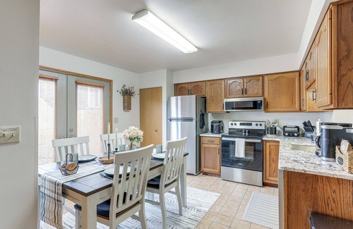 Clearfield Casa | Townhome w/Patio: 1 Mi to Clearfield Riverwalk