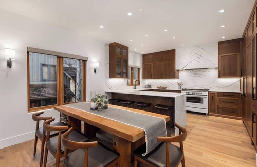 Nordic Estates Casa | Townhome w/ Ski Access, Hot Tub, Views & Fireplace