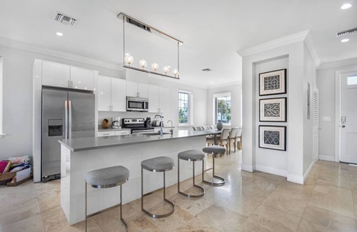 Palm Cay Casa | Townhouse 60 steps to the beach - Tennis - Pickleball - Sandpiper