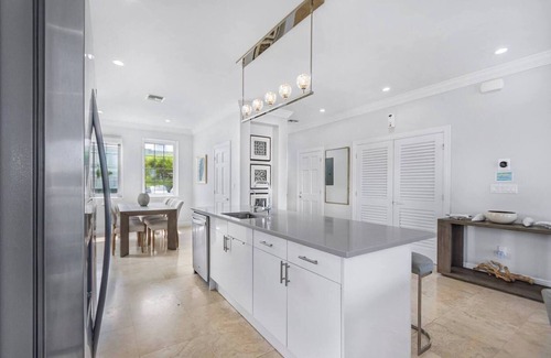 Palm Cay Casa | Townhouse 60 steps to the beach - Tennis - Pickleball - Sandpiper