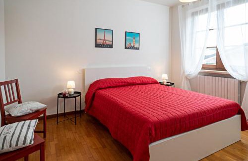 Calmasino Casa | TOWNHOUSE 71 - Regarda Travel