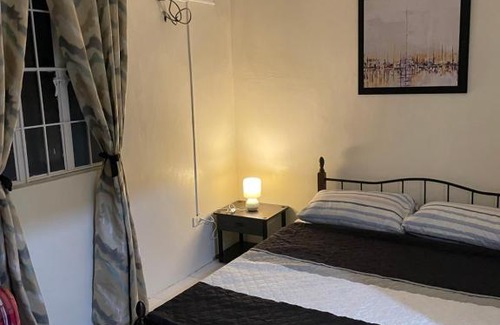 Lucena Apartamento | Townhouse Apartment near SM City Lucena
