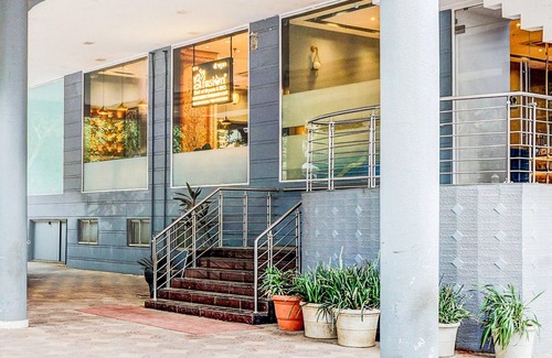 Jogeshwari West Casa | Townhouse Bombay Exhibition Centre Goregaon