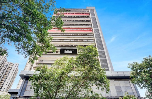 Jogeshwari West Casa | Townhouse Bombay Exhibition Centre Goregaon