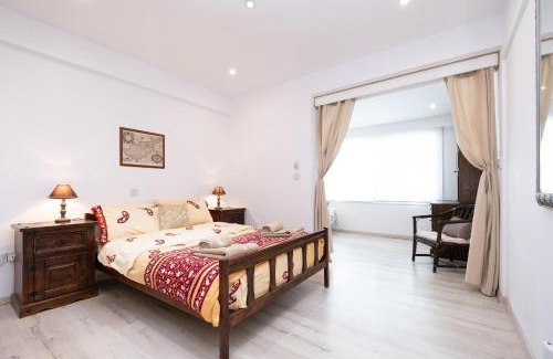 Paphos Apartamento | Townhouse by the sea Pirate Harbor