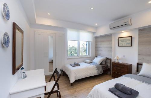 Paphos Apartamento | Townhouse by the sea Pirate Harbor