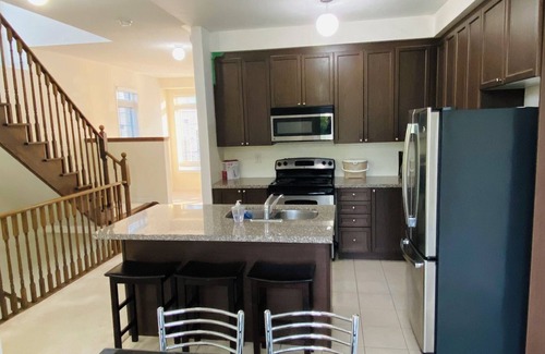 Ajax Casa | Townhouse for rent in Ajax