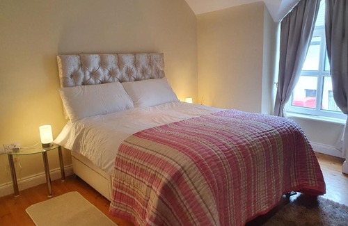 Ballycarra Casa | Townhouse