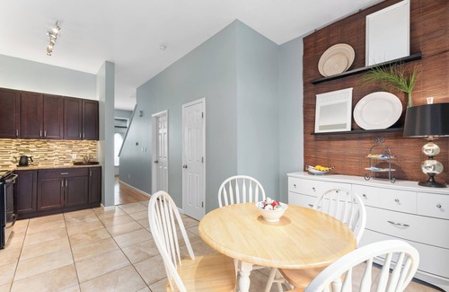Lafayette Square Condominio | Townhouse in Historic Lafayette Square