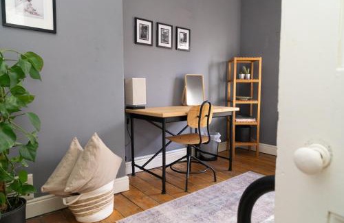 Hoole Apartamento | Townhouse in trendy suburb of Hoole