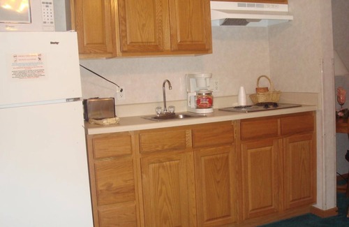 West Omaha Hotel | Townhouse Inn & Suites