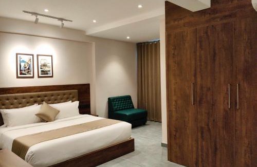 Kozhikode Hotel | Townhouse Kozhikode Beach Formerly Point Avenue