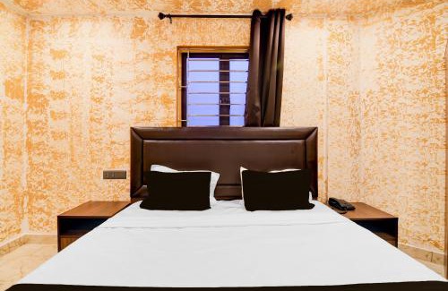 Kolkata Hotel | Townhouse Oak Moulali Bus Terminal Formerly Creek Row