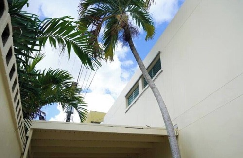 San Juan Casa | Townhouse Oasis at Uni Garden