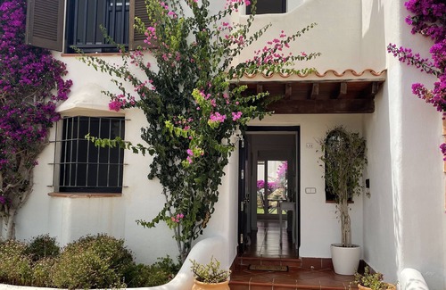 Portopetro Casa | Villa Adosada, rodeada de jardines y Piscinas