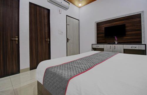 Mansarovar Hotel | Townhouse The Lotus