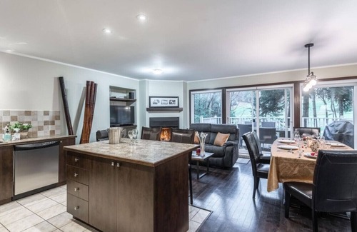 Mont-Tremblant Casa | Townhouse with Free Shuttle to Tremblant Resort