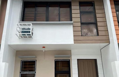 Clark Apartamento | Townhouse with Jac Type Pool