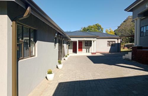 Ladysmith Apartamento | Townview Estate